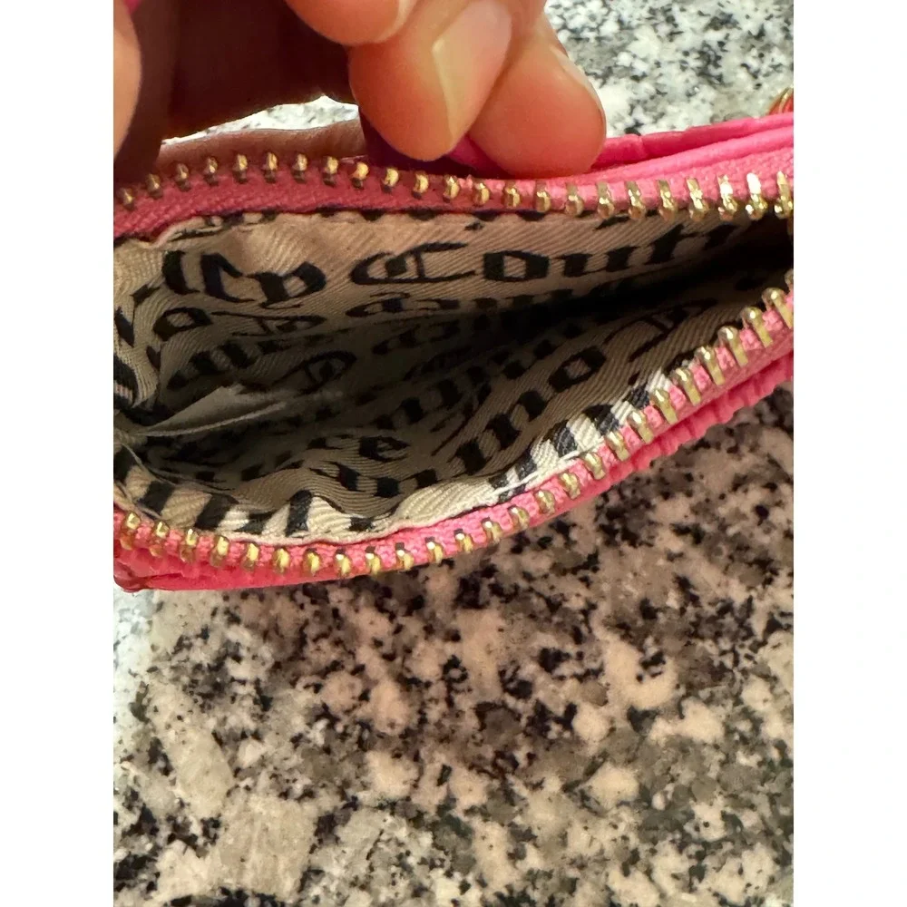 Juicy Couture Pink Embossed Logo Card Holder Wallet ID Case Keychain Zip Pocket